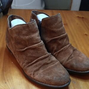 Born Brown Suede Ankle Boots Casual Comfort Size 9 Women's